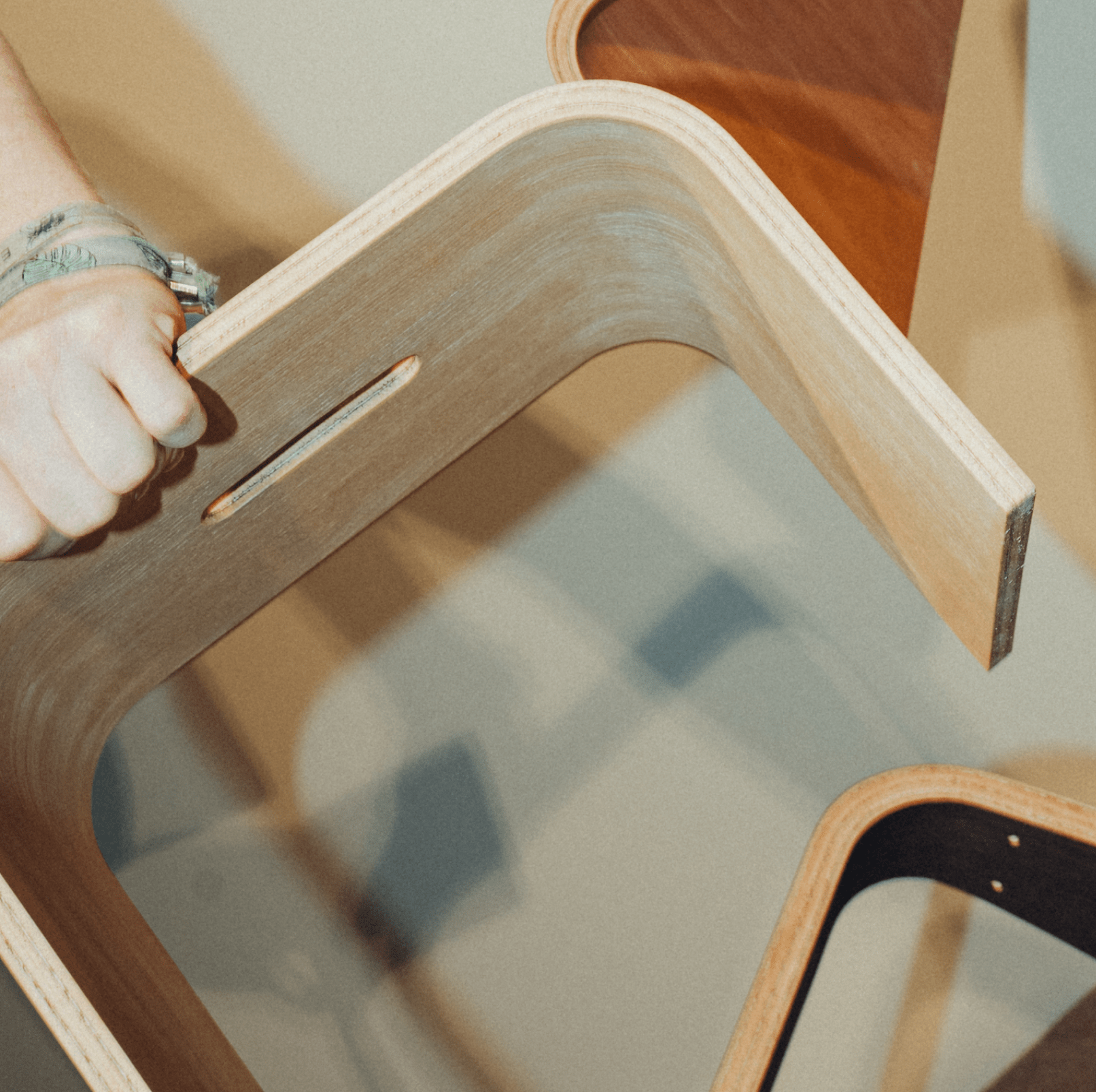 Kinderhocker Curved – Bild 4